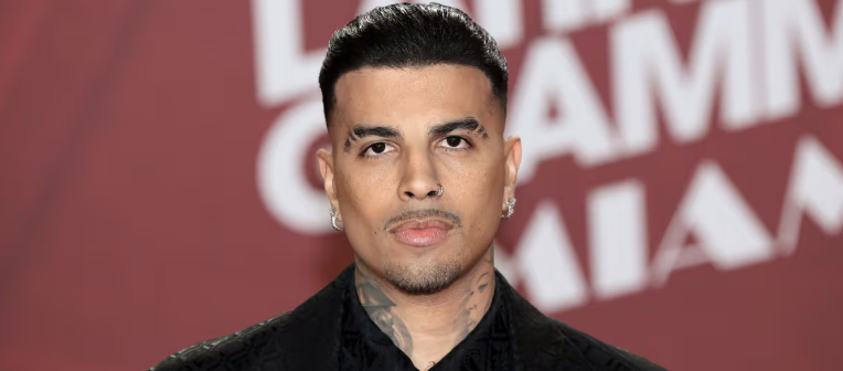 Rauw Alejandro lanza “Dando Vueltas” rumbo al Mundial 2026